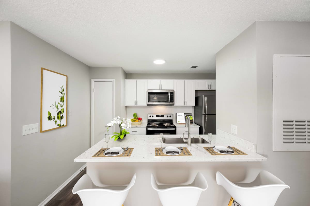 Photos Apartments Near Millenia Mall